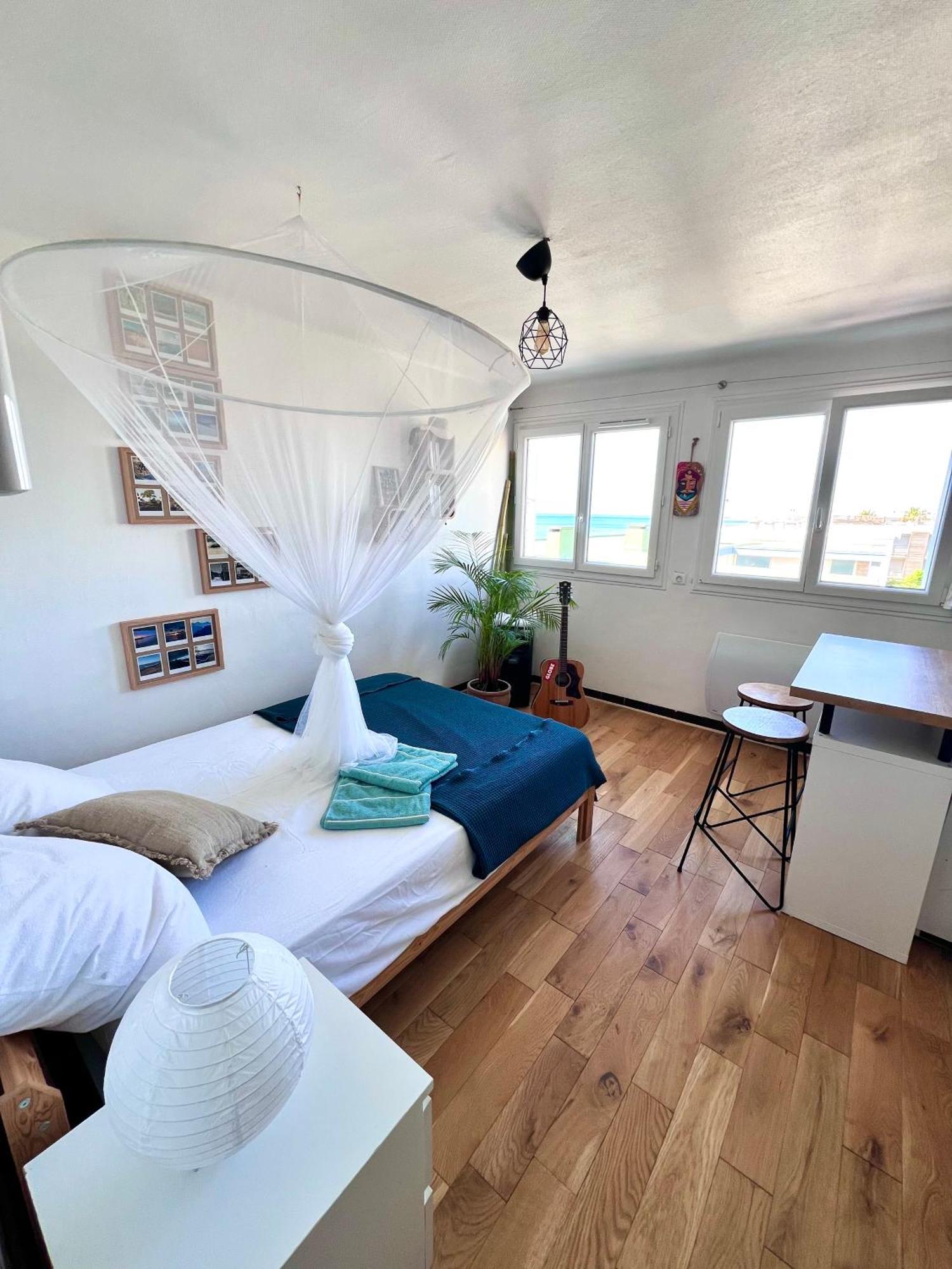 Cosy Studio En Etage Residence Front De Mer 帕拉瓦莱弗洛 外观 照片